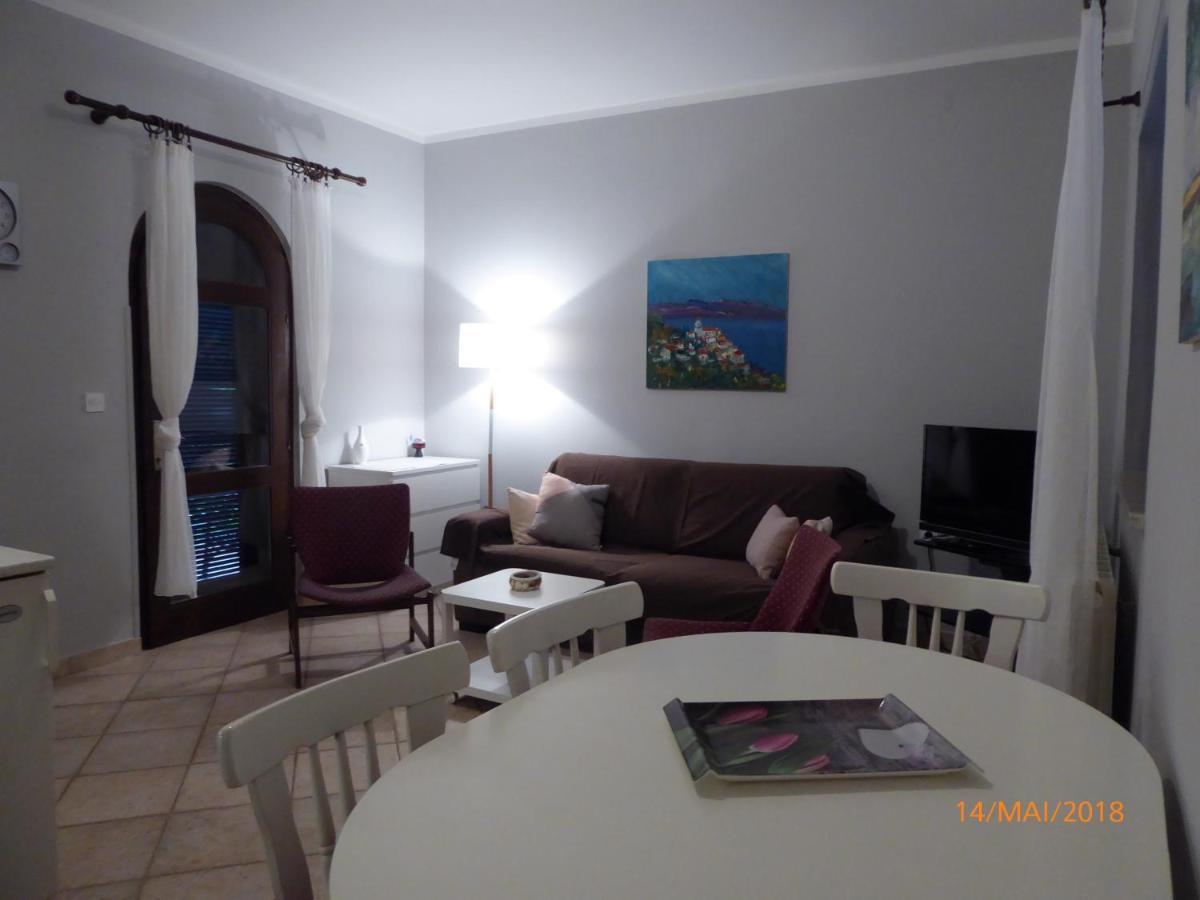 Apartmani DUBAŠNICA Malinska Bagian luar foto